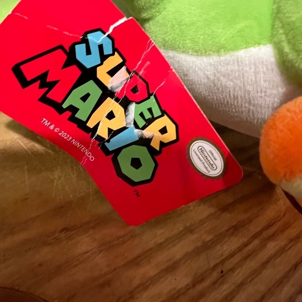 Super Mario Green Yoshi 8” Plush Good Stuff 2023 Nintendo New With Tags NWT - Picture 4 of 4